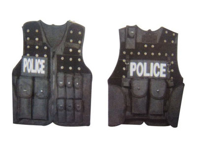 警用多功能作战背心2